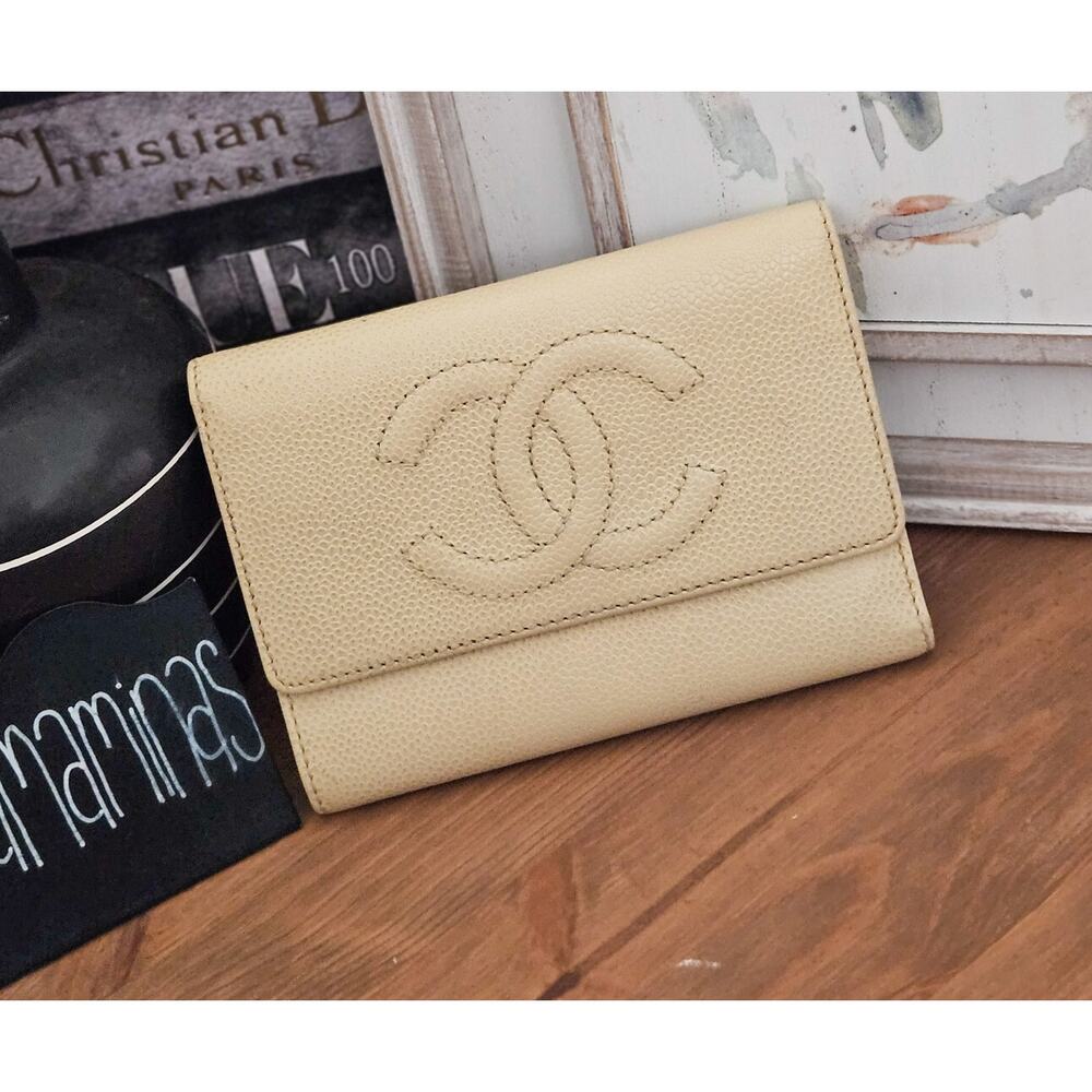 Chanel Caviar Logo CC Trifold Wallet